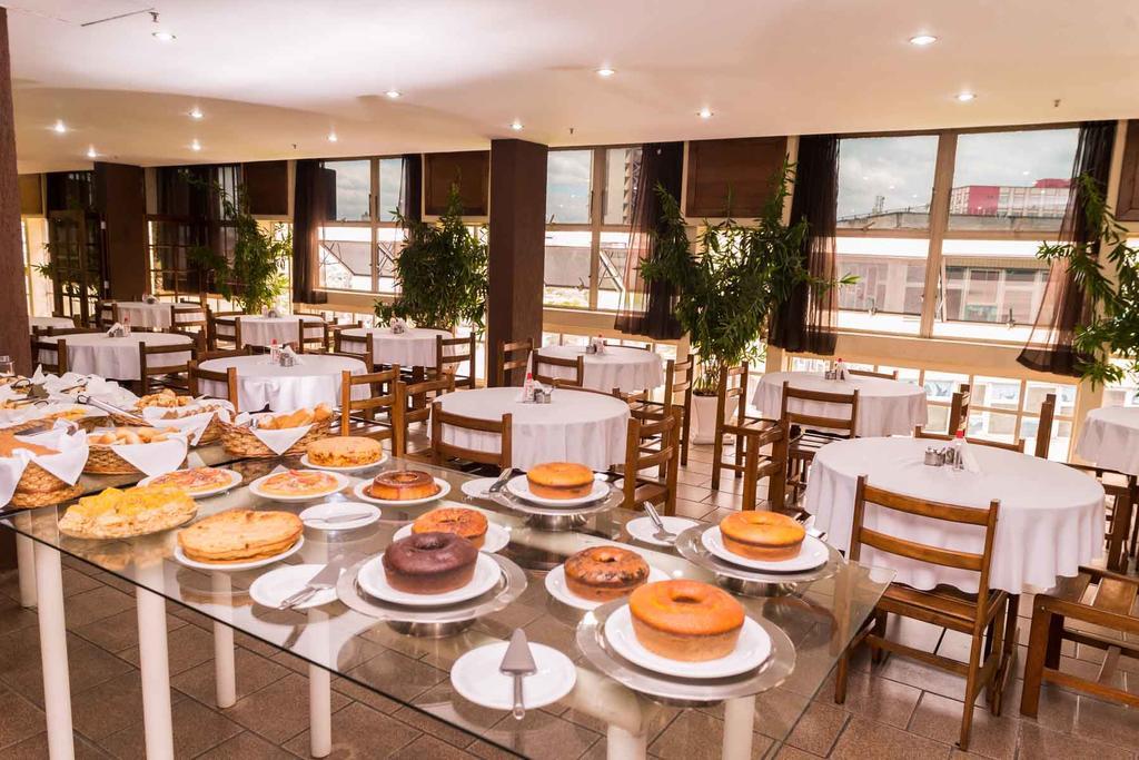 Stratus Vila Hotel Волта-Редонда Екстер'єр фото